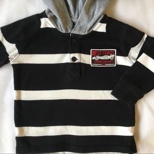 Gap shirt size 18 24 months rugby boys black EUC